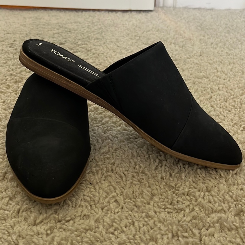 Women’s slip on mules